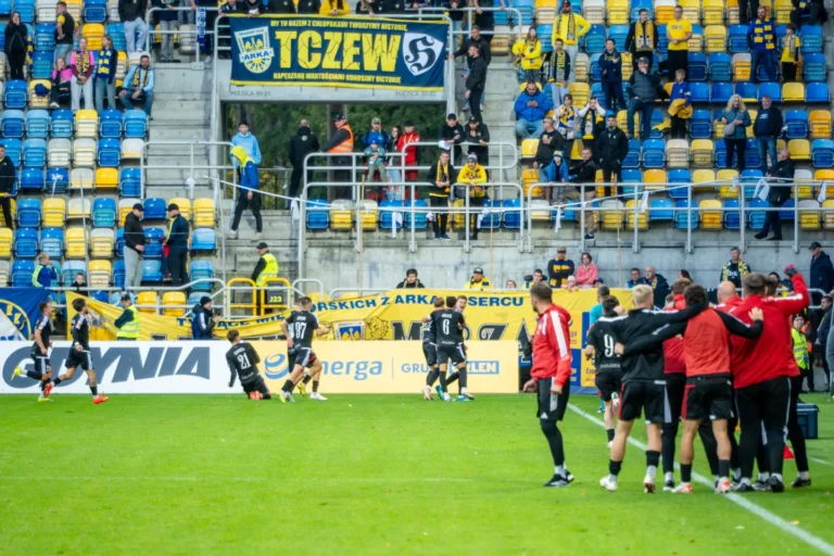 Kryzysowa Arka i oficjalny debiut Grzegorczyka [relacja z meczu Arka Gdynia – Polonia Warszawa]