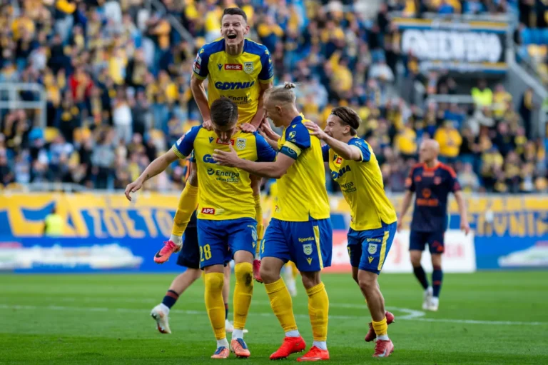 Arka w końcu zwycięska. Arka Gdynia – Bruk-Bet Termalica Nieciecza [RELACJA]